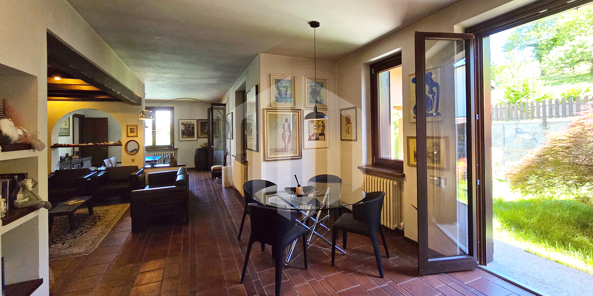 Villa JURE                                                                          Fara Novarese (NO), Dimora con Piscina in Vendita