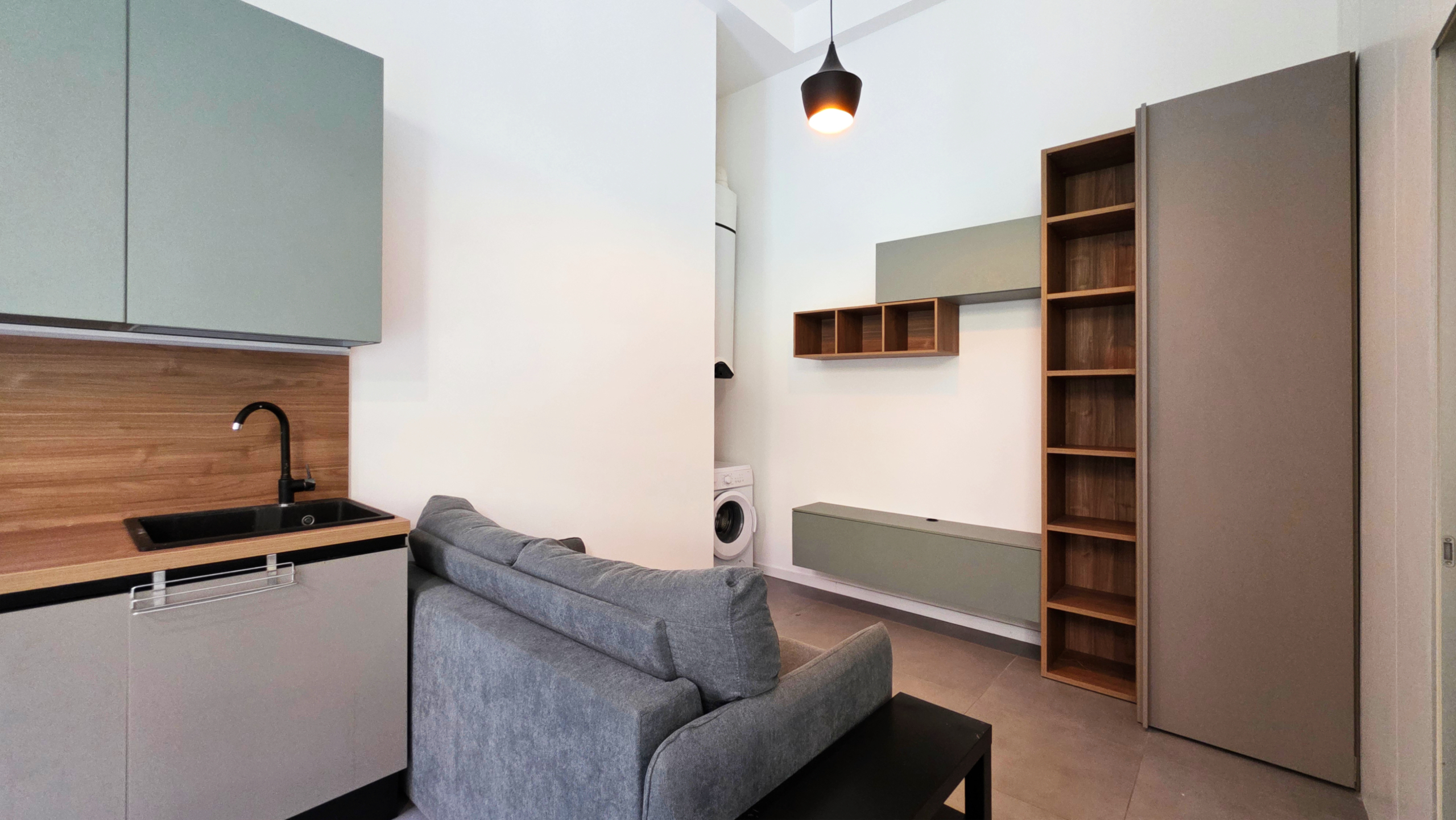 Loft di design con ampio spazio esterno, Milano