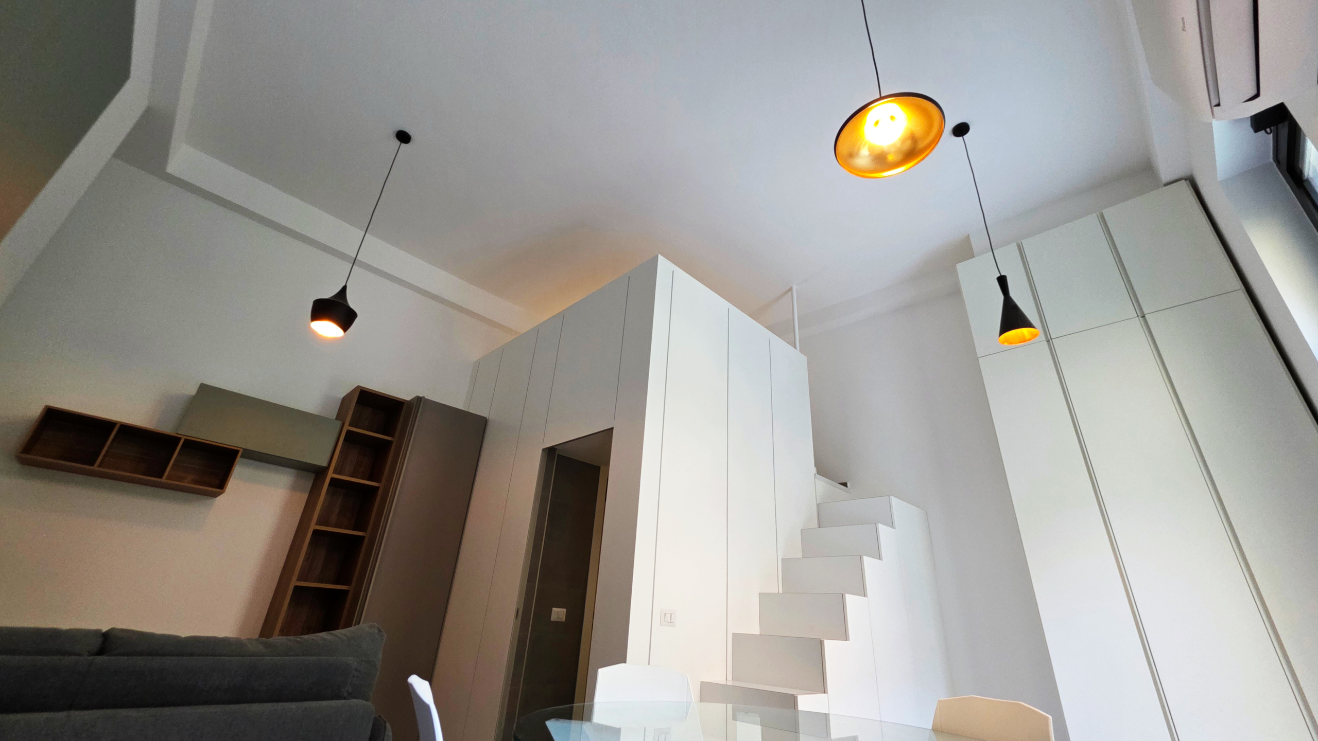 Loft di design con ampio spazio esterno, Milano