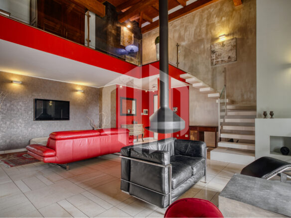 Attico, super attico e 3 suite in Via Campano, Novara